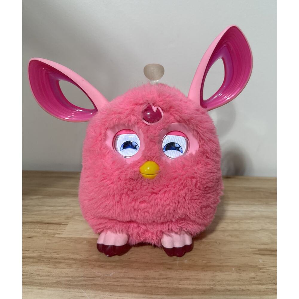 Furby Connect 2016 Pink Talking Interactive Bluetooth Works No Sleep Mask